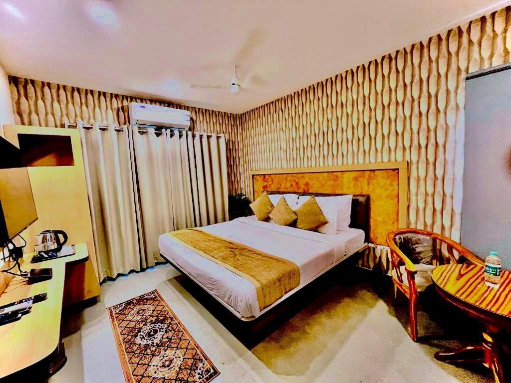 Hotel Lake View Airport Zone Haïdarabad Extérieur photo