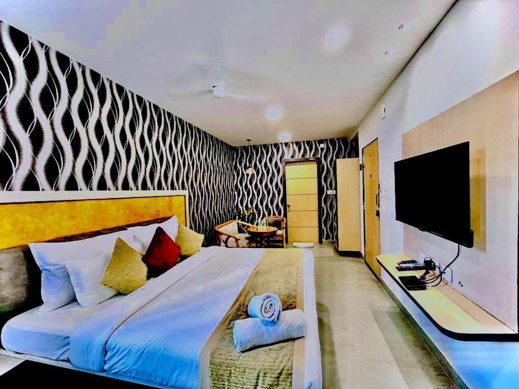 Hotel Lake View Airport Zone Haïdarabad Extérieur photo