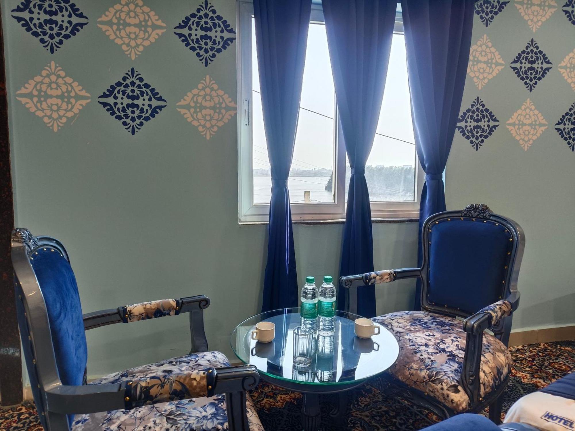 Hotel Lake View Airport Zone Haïdarabad Extérieur photo